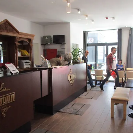 Station - For Backpackers *