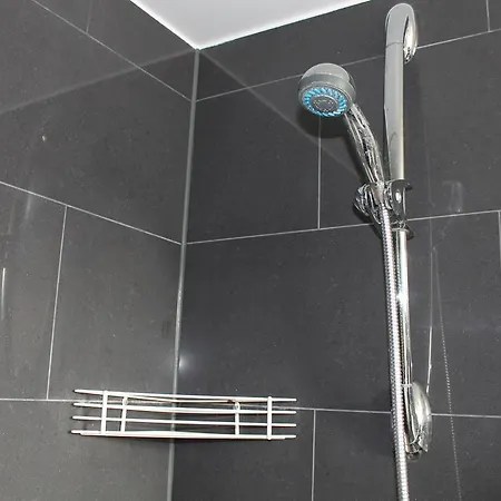 Station - For Backpackers Hostal *