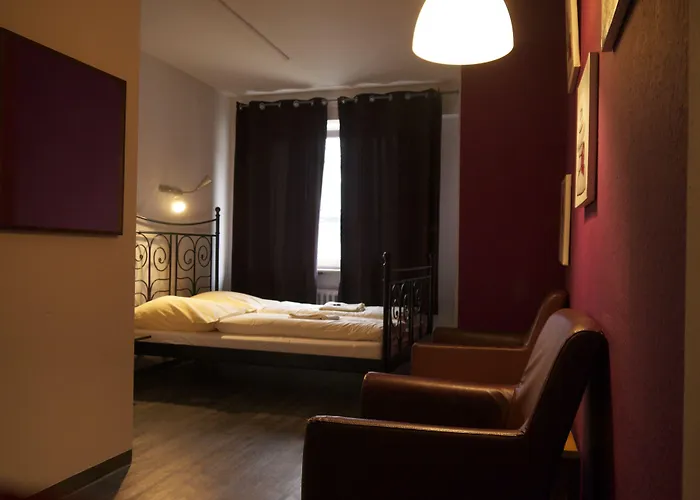 Station - For Backpackers *