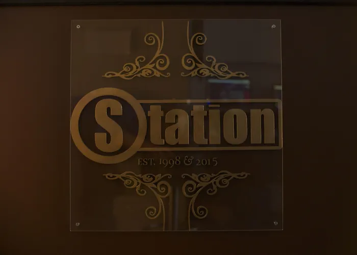 Station - For Backpackers Hostel Κολωνία