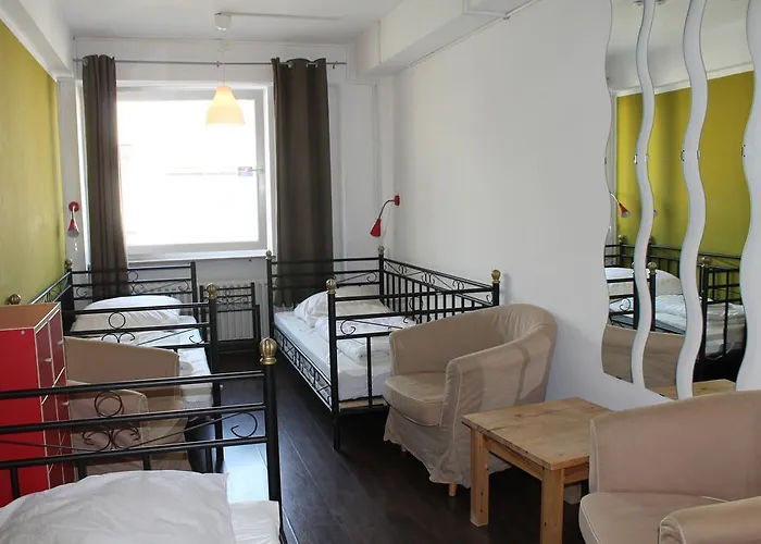 Hostel Station - For Backpackers Κολωνία
