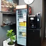 Hostel Station - For Backpackers
