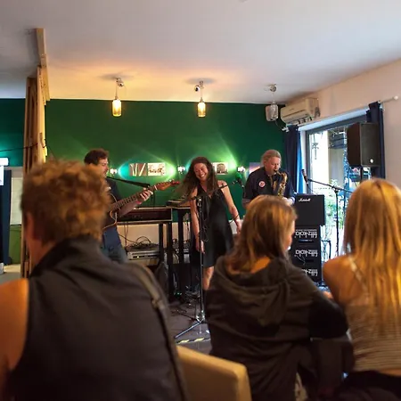 Station - For Backpackers Colónia