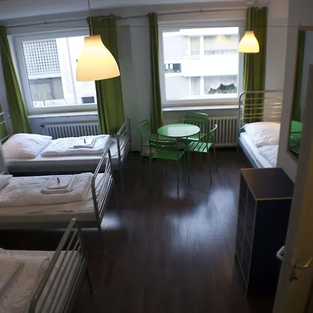 Station - For Backpackers Hostel