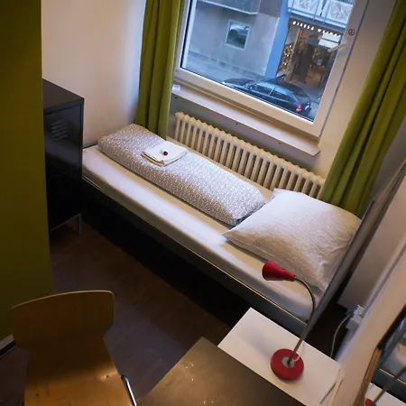 Station - For Backpackers Keulen