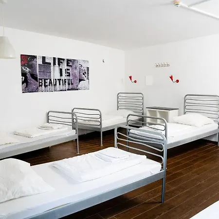 Station - For Backpackers Hostel
