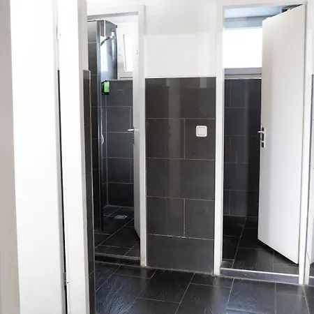 Station - For Backpackers *