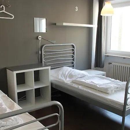 Station - For Backpackers *