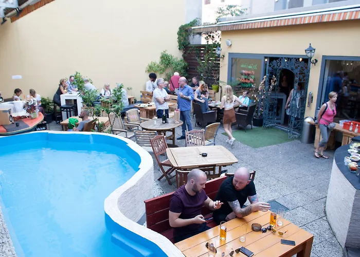 Station - For Backpackers Colonia