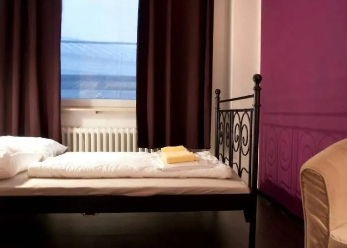 Station - For Backpackers Ostello