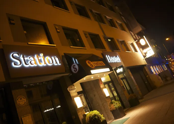 Station - For Backpackers *