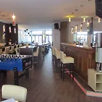 Station - For Backpackers