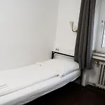 Station - For Backpackers *